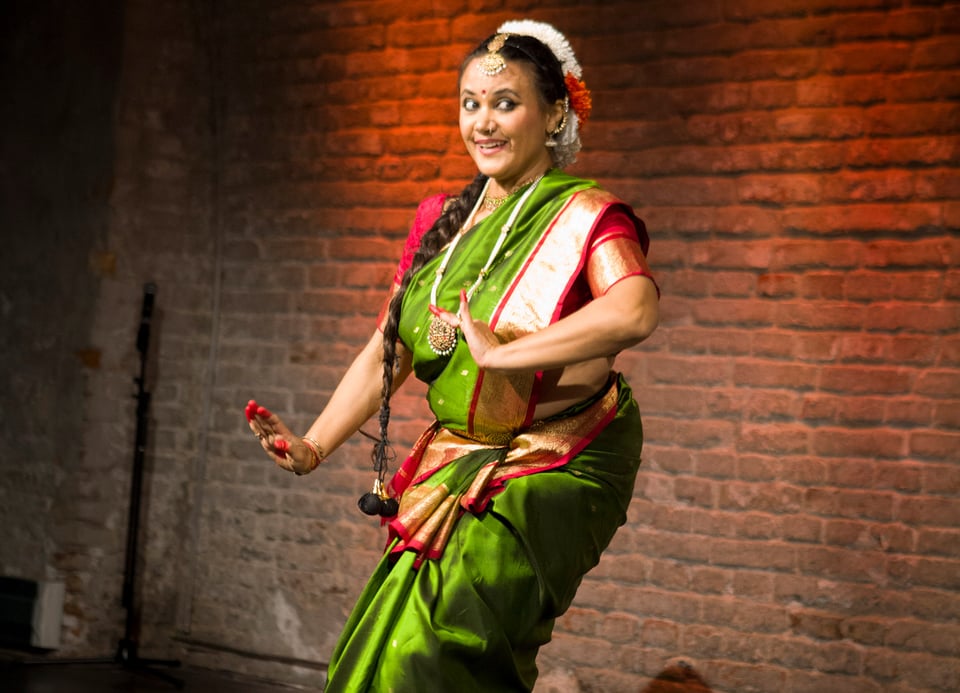 Porträt der Tänzerin und Choreographin Sandra Chatterjee –Tanzgeschichten