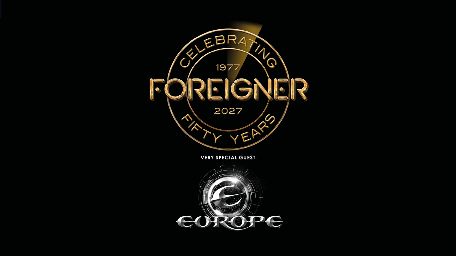 Die Logos der Bands Foreigner in gold und Europe in silber auf schwarzem Hintergrund