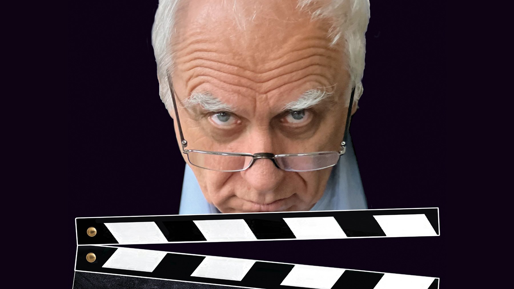 Portrait des Künstlers mit Filmklappe im Vordergrund