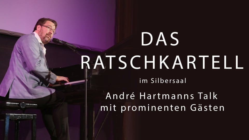 Ein Foto von André Hartmann am Konzertflügel sitzend, mit Aufschrift Titel und Inhalt