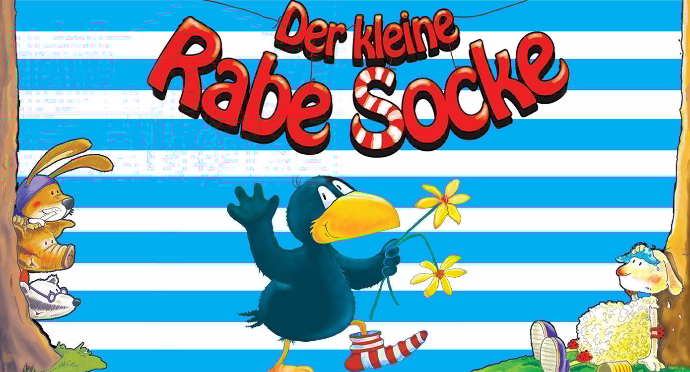 Grafik mit dem kleinen Raben Socke auf lau-weiss gestreiftem Untergrund