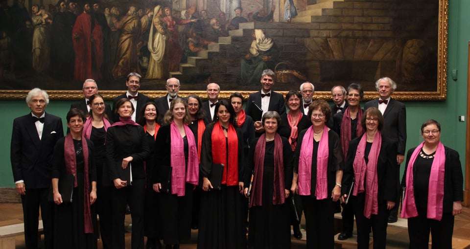 Bild von Chor mit Gemälde im Hintergrund