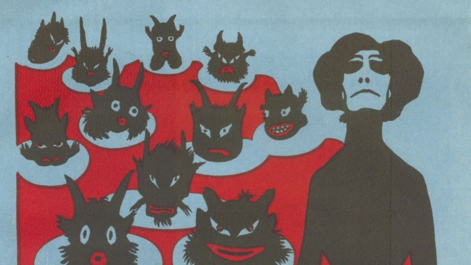 Eine silhouettenhafte Person steht vor einer Illustration mit zahlreichen schwarzen, monsterartigen Gesichtern auf rotem Hintergrund.