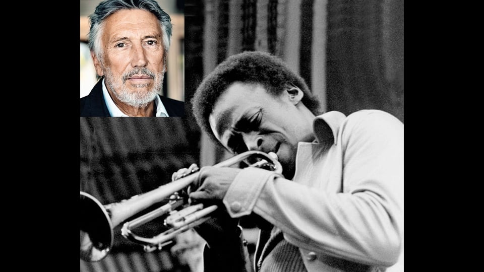 Bildmontage zur Veranstaltung „Another Kind of Miles“: rechts ein historisches Schwarz‑Weiß‑Foto eines Jazzmusikers beim Trompetenspiel (Miles Davis), links oben ein Farbpormträt von Christian Brückner vor neutralem Hintergrund; Motiv zum Erzählkonzert mit Lesung und Live‑Jazz