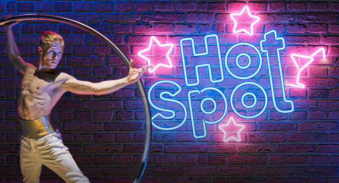 Titelbild zur Show auf der eine Person mit Hula Hoop Reifen zu sehen ist