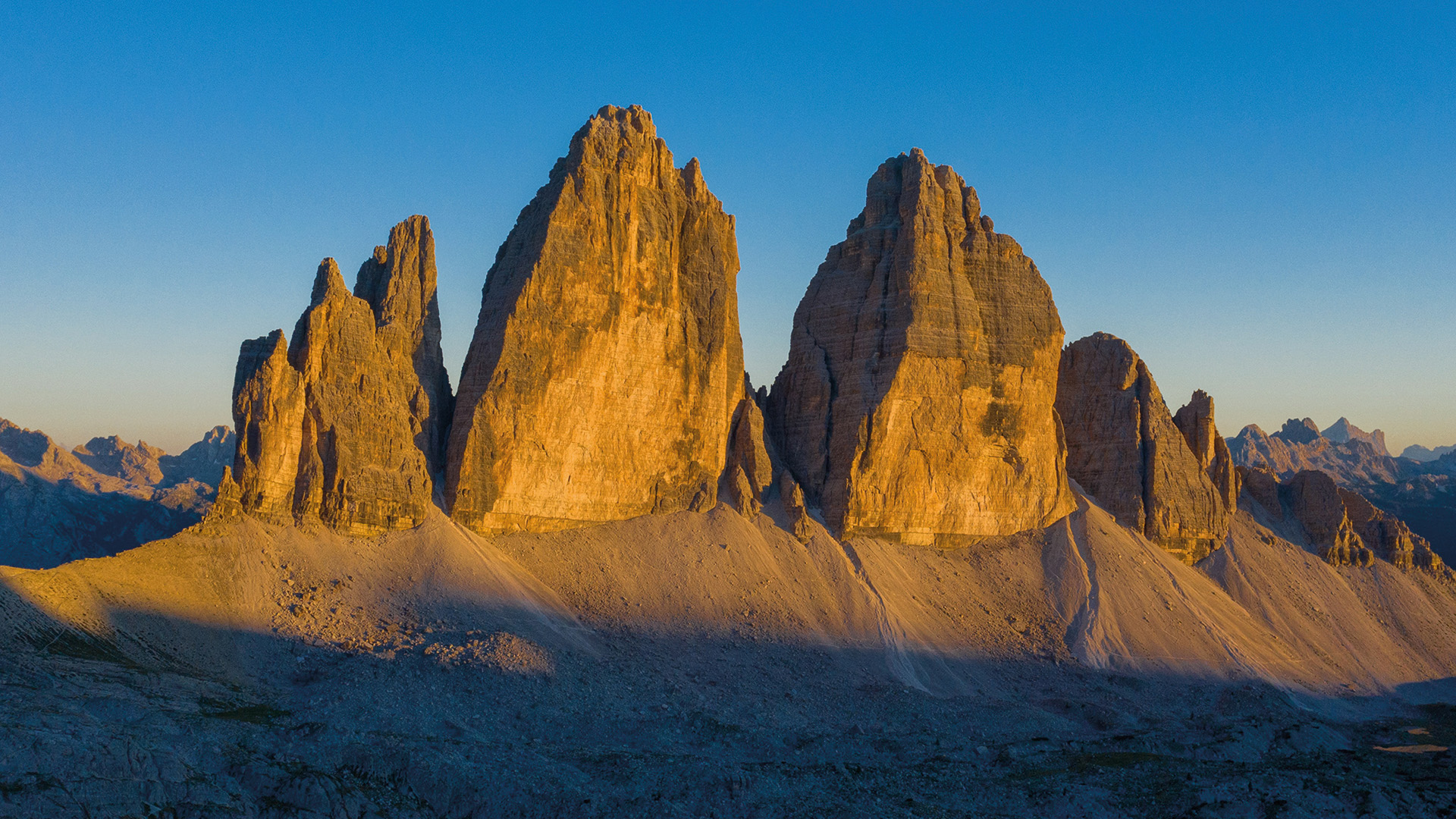 Foto vom Event mit Stephan Schulz: Südtirol & Dolomiten 3D, mit einer felsigen Landschaft.