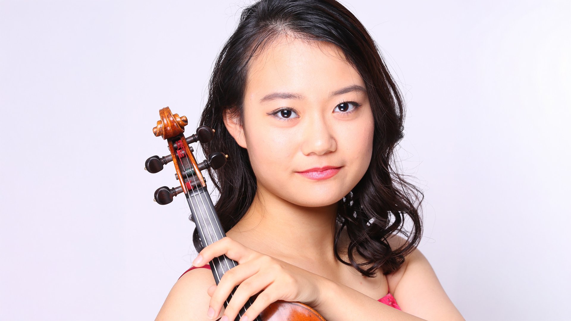 Ein Portrait der Künstlerin Chinatsi Tatsumi 