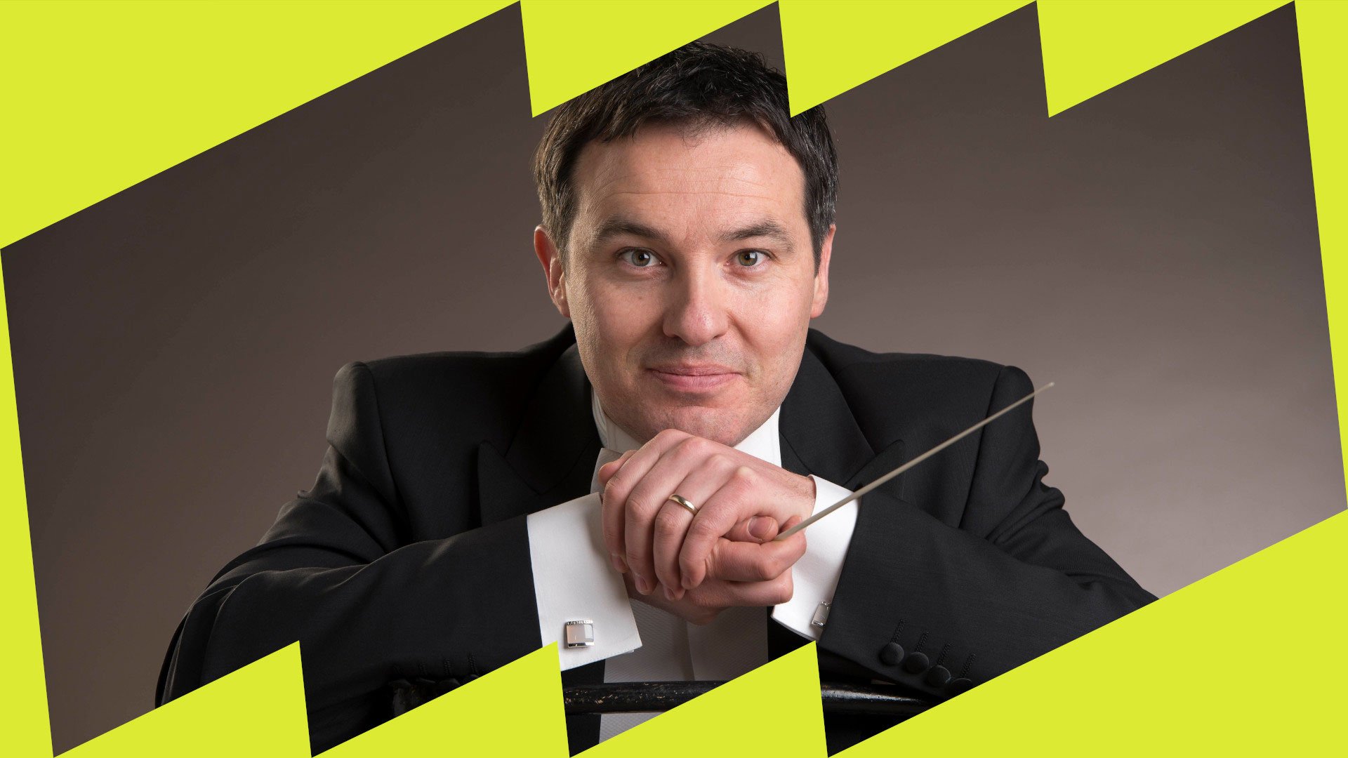 Foto für das Event Ivan Repušić & Friends / 4. Mittwochskonzert mit dem Künstler und einem gelben Rahmen