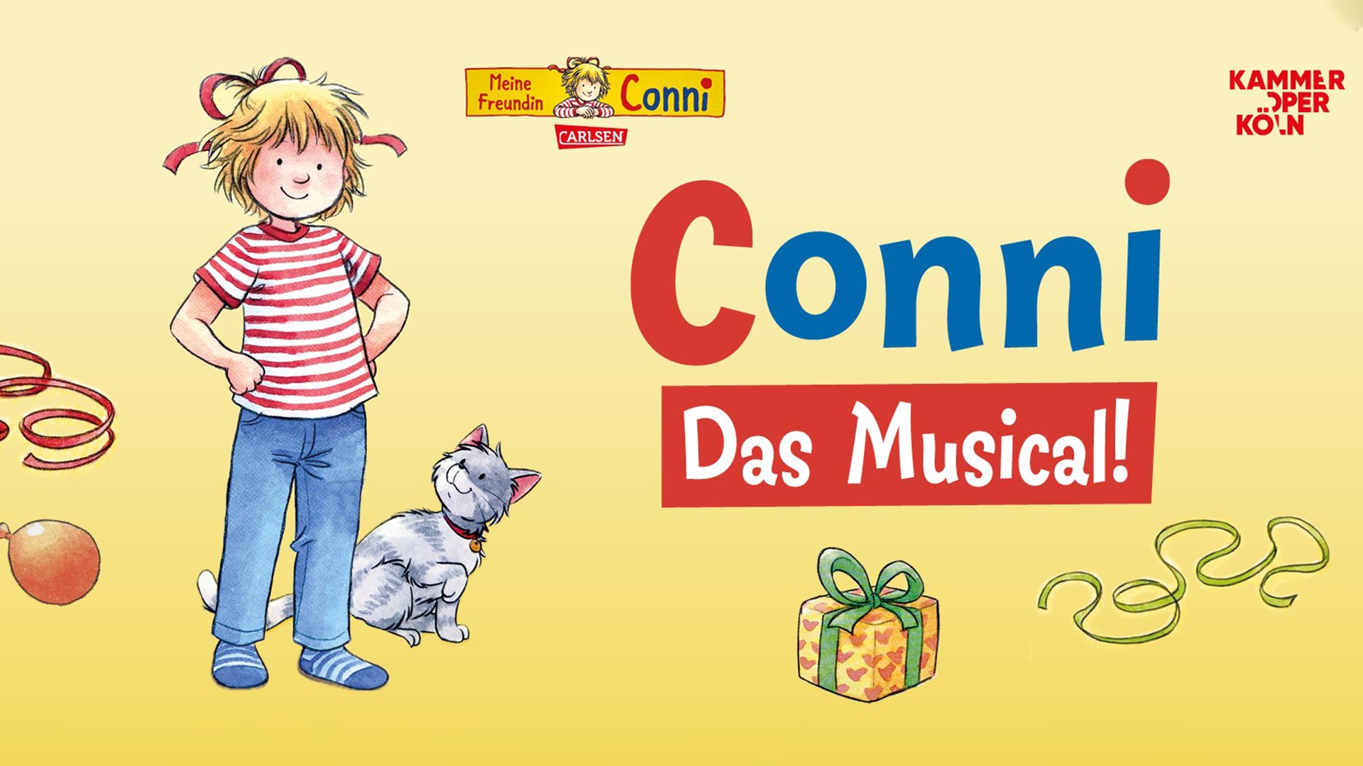Illustration von Conni neben einem kleinen Hund, umgeben von Luftschlangen und einem Geschenk. Daneben der Schriftzug Conni – Das Musical! auf gelbem Hintergrund.