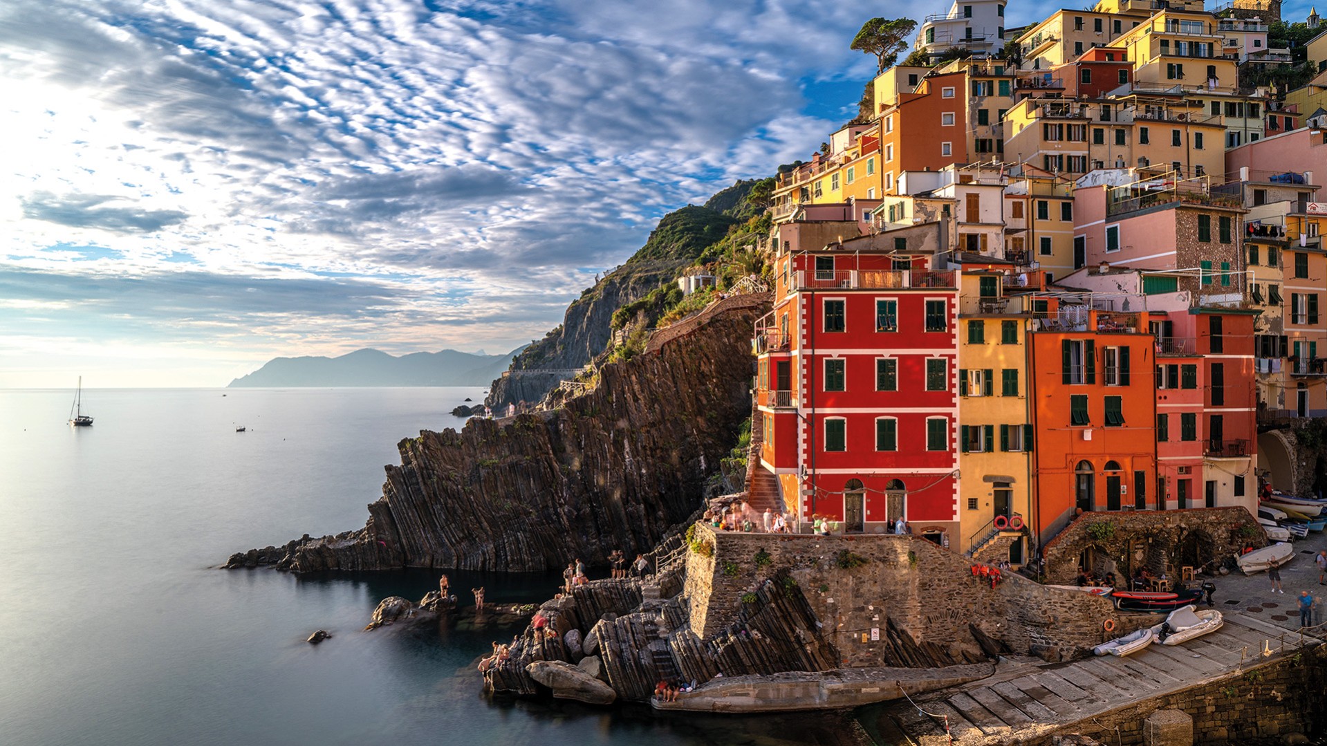 Ein Foto für die Veranstaltung von Martin Engelmann: Auf der Suche nach Italien mit einem Foto der italienischen Küste.