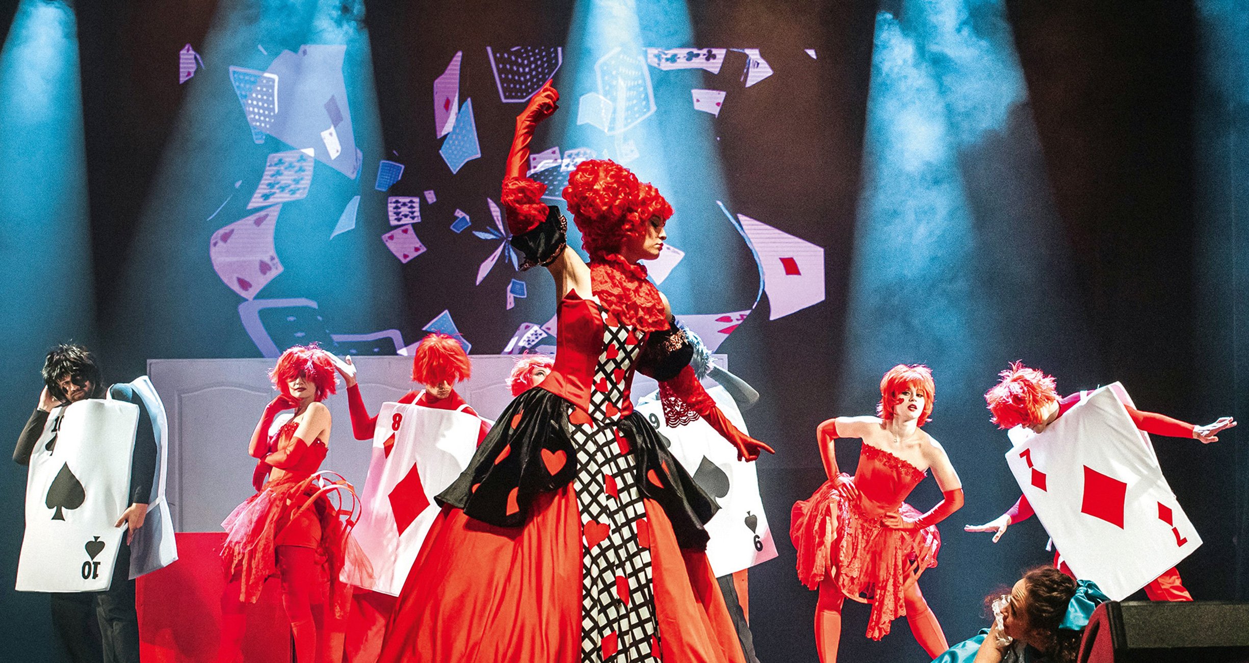 Alice in an Amazing World