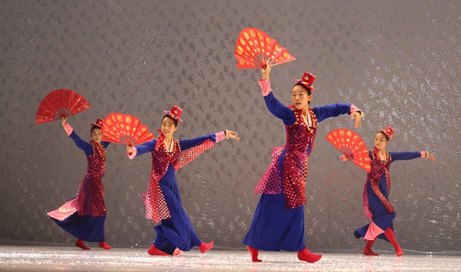 Eun-Me Ahn - North Korea Dance, 2021 © JM Chabot